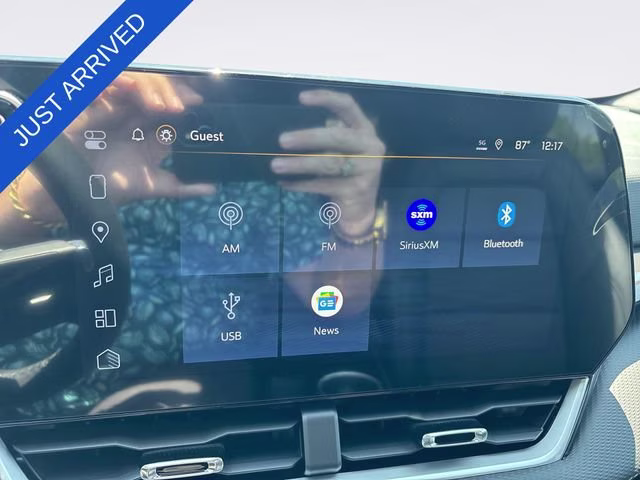 2026 Mosaic Black Metallic Chevrolet Equinox LT FWD SUV