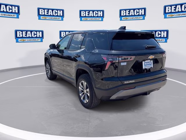 2026 Mosaic Black Metallic Chevrolet Equinox LT FWD SUV