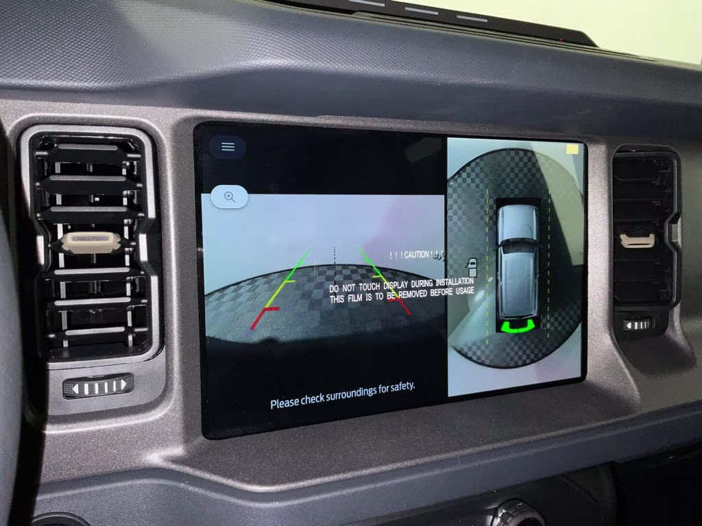 2026 Gray Ford Bronco Badlands 4X4 SUV
