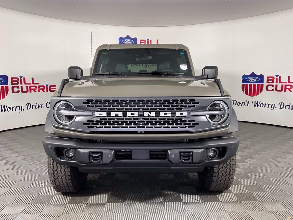 2026 Gray Ford Bronco Badlands 4X4 SUV