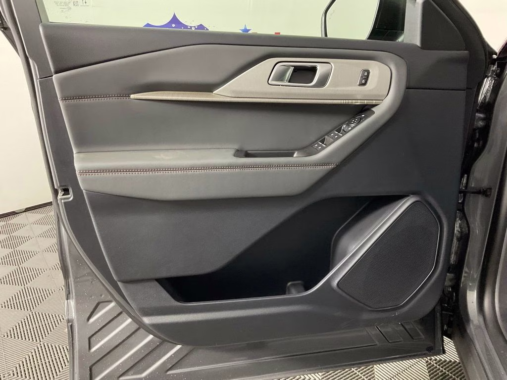 2026 Gray Ford Explorer Active RWD SUV