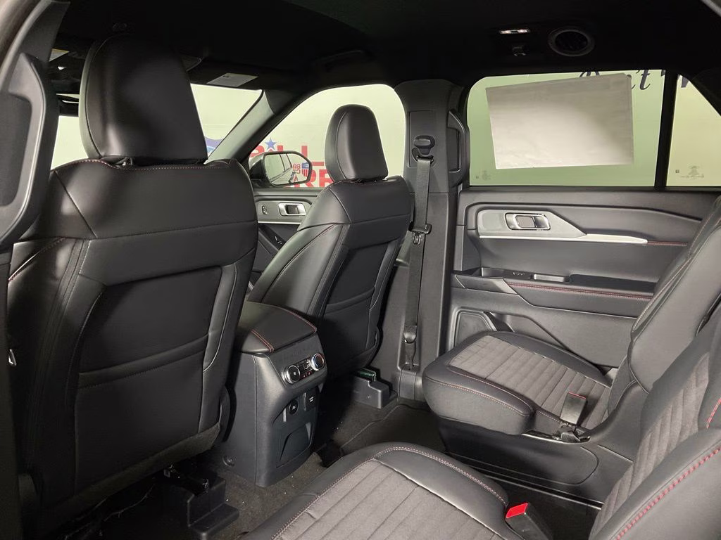 2026 Black Ford Explorer ST-Line RWD SUV