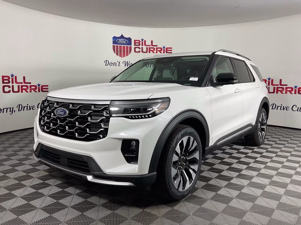 2026 White Ford Explorer Platinum 4X4 SUV