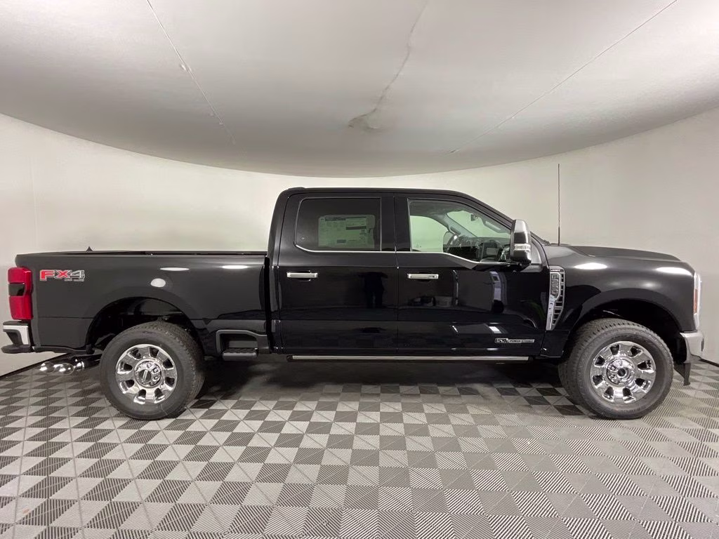 2026 Black Ford Super Duty F-250 SRW 4X4 Truck