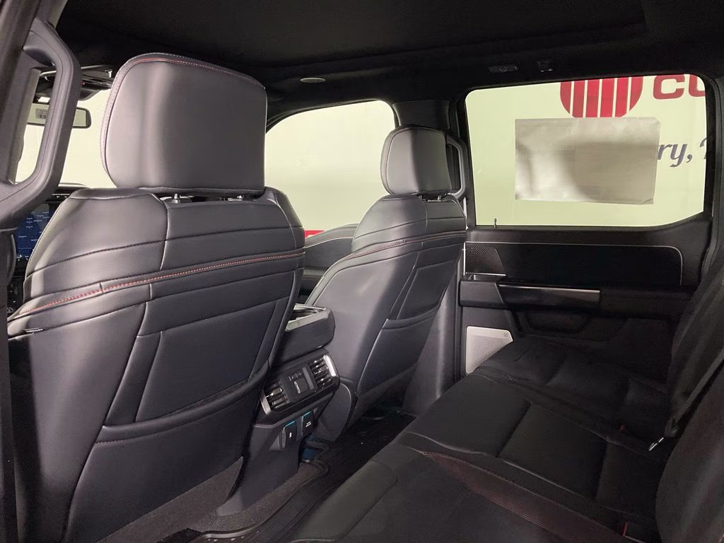 2026 Avalanche Ford F-150 Raptor 4X4 Truck