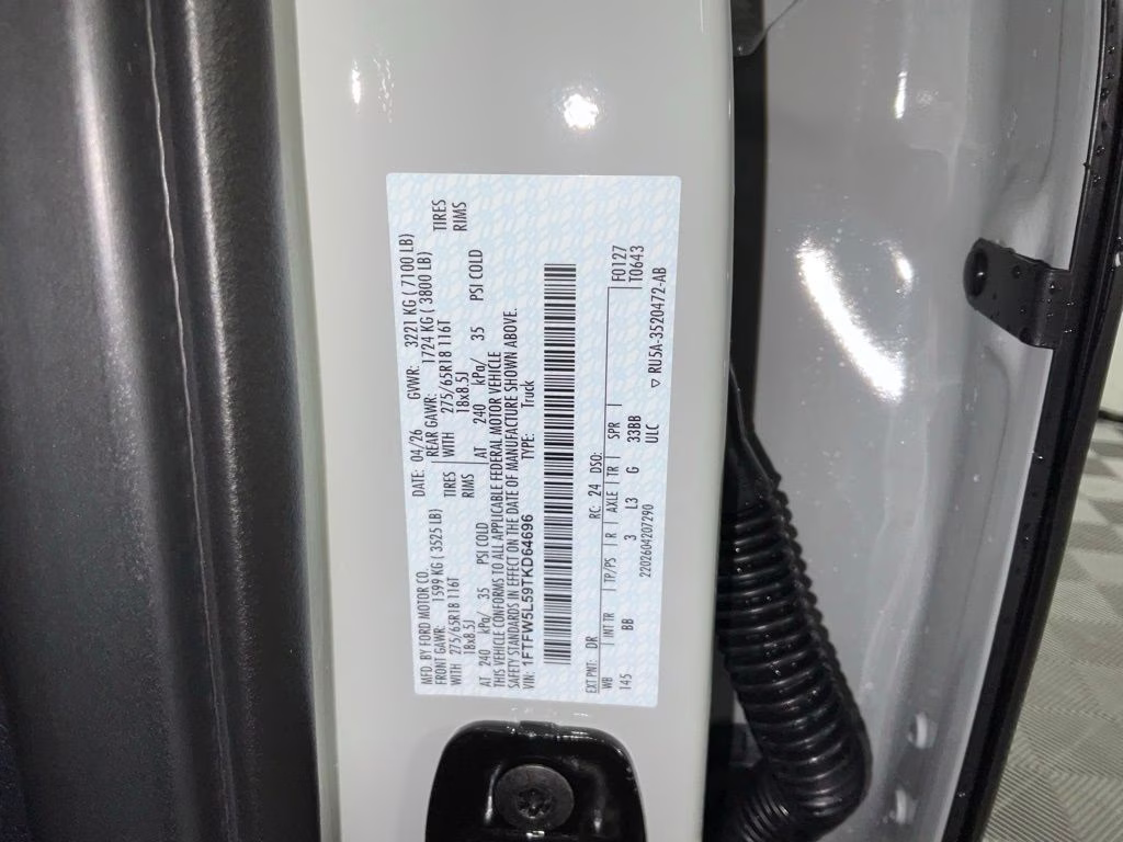 2026 Avalanche Ford F-150 Lariat 4X4 Truck