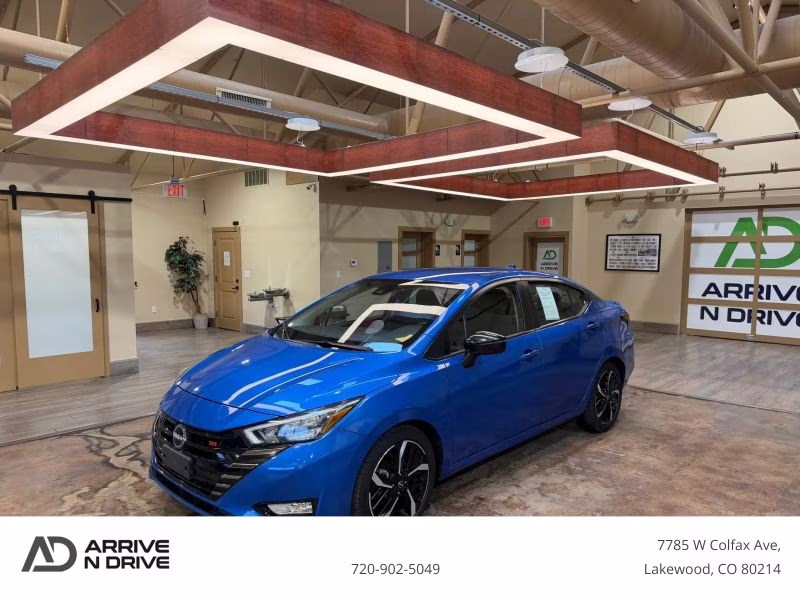 2024 Nissan Versa SR Sedan 4D FWD