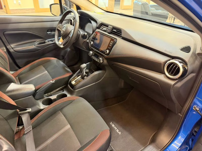 2024 Nissan Versa SR Sedan 4D FWD