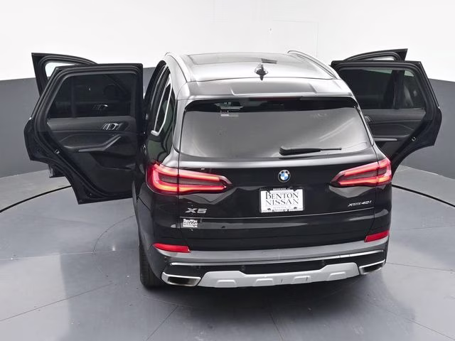 2023 Jet Black BMW X5 xDrive40i AWD SUV