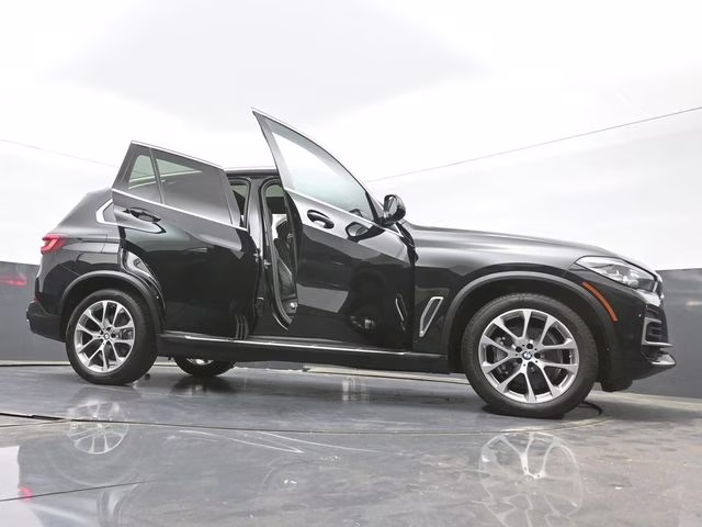2023 Jet Black BMW X5 xDrive40i AWD SUV