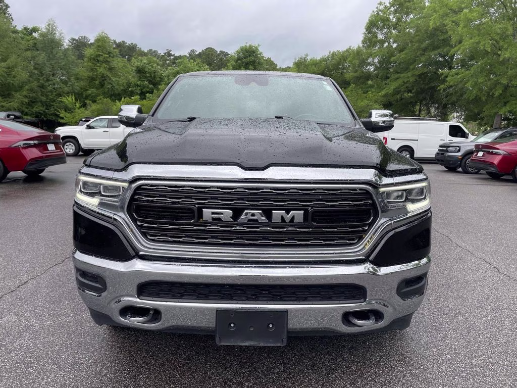 2023 Diamond Black Crystal Pearlcoat Ram 1500 Limited 4X4 Truck
