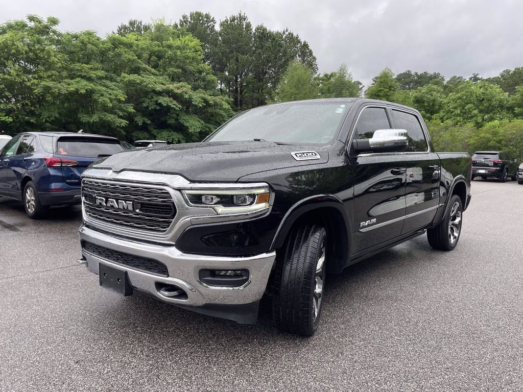 2023 Diamond Black Crystal Pearlcoat Ram 1500 Limited 4X4 Truck