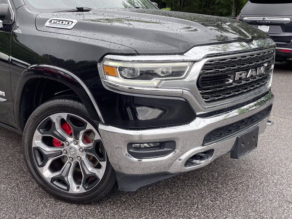 2023 Diamond Black Crystal Pearlcoat Ram 1500 Limited 4X4 Truck
