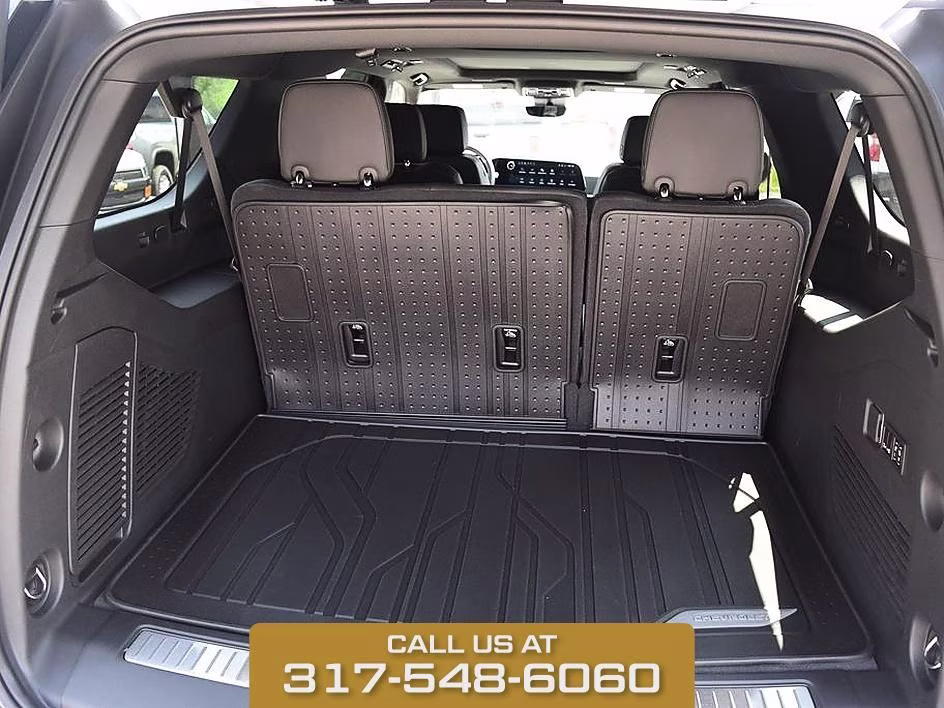 2026 Polar White Chevrolet Suburban High Country 4X4 SUV