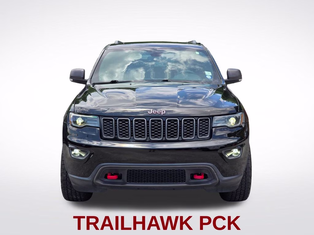 2018 Diamond Black Crystal Pearlcoat Jeep Grand Cherokee Trailhawk 4X4 SUV