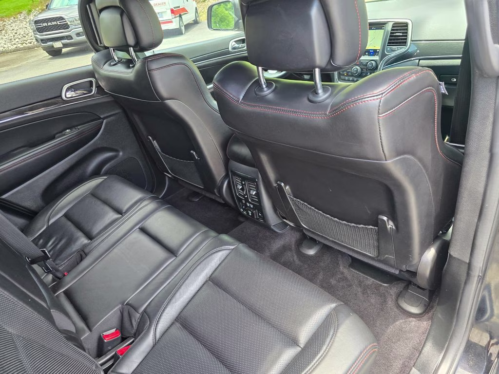 2018 Diamond Black Crystal Pearlcoat Jeep Grand Cherokee Trailhawk 4X4 SUV
