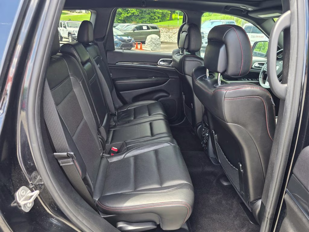 2018 Diamond Black Crystal Pearlcoat Jeep Grand Cherokee Trailhawk 4X4 SUV