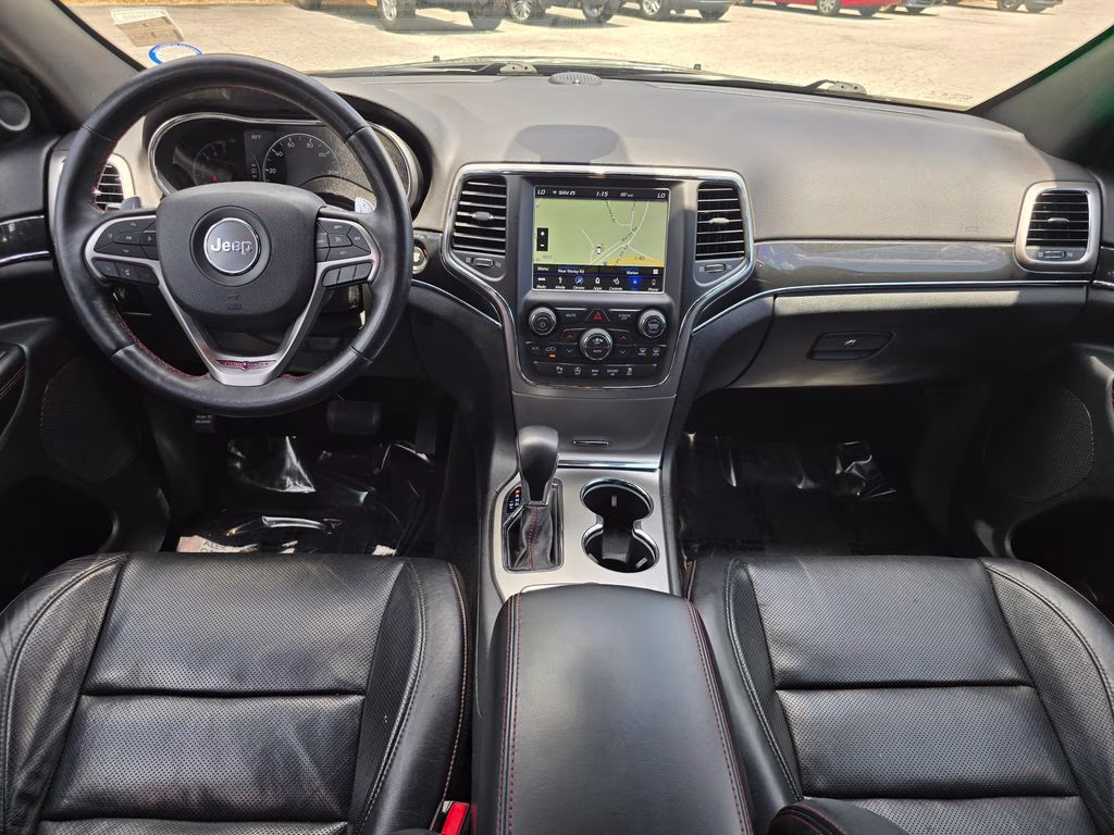 2018 Diamond Black Crystal Pearlcoat Jeep Grand Cherokee Trailhawk 4X4 SUV