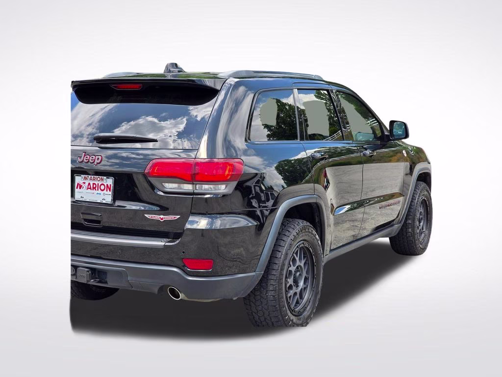 2018 Diamond Black Crystal Pearlcoat Jeep Grand Cherokee Trailhawk 4X4 SUV