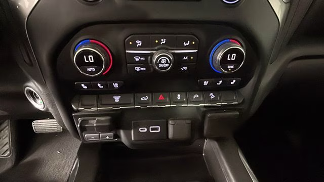 2020 Summit White Chevrolet Silverado 2500HD LTZ 4X4 Truck