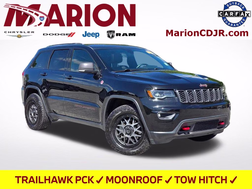 2018 Diamond Black Crystal Pearlcoat Jeep Grand Cherokee Trailhawk 4X4 SUV