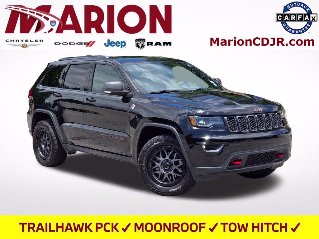 2018 Diamond Black Crystal Pearlcoat Jeep Grand Cherokee Trailhawk 4X4 SUV