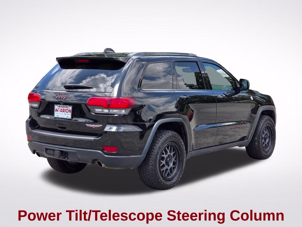 2018 Diamond Black Crystal Pearlcoat Jeep Grand Cherokee Trailhawk 4X4 SUV