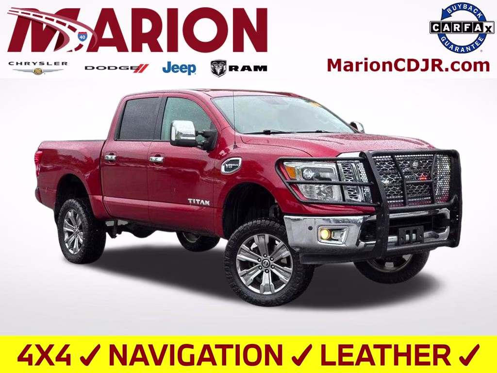 2017 Nissan Titan SL 4X4 Crew Cab's photo