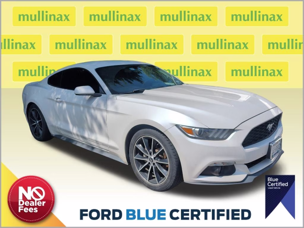2017 White Platinum Clearcoat Metallic Ford Mustang EcoBoost RWD Coupe