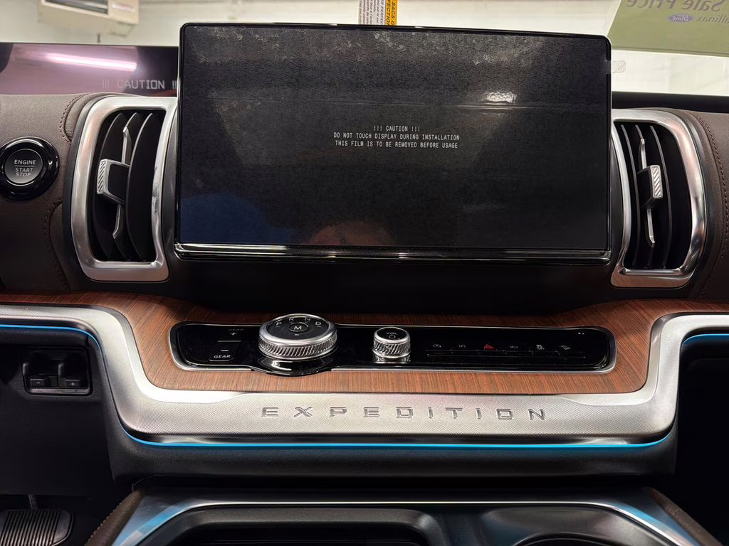 2026 GLACIER GRAY TRI-COAT Ford Expedition Max King Ranch 4X4 SUV
