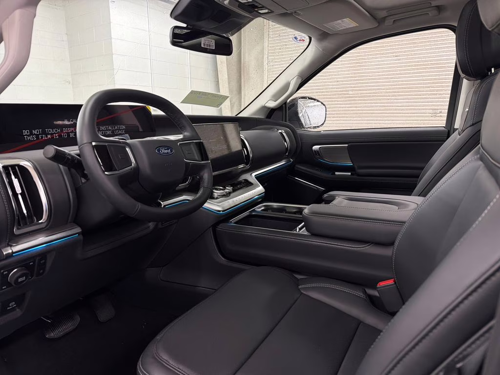 2026 STAR WHITE TRI-COAT Ford Expedition Platinum 4X4 SUV