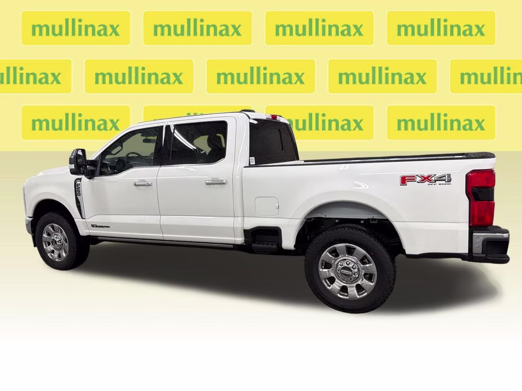2026 STAR WHITE Ford Super Duty F-250 SRW Lariat 4X4 Truck