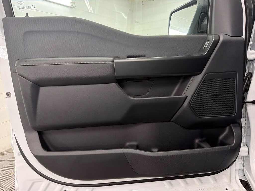 2026 OXFORD WHITE Ford F-150 STX RWD Truck