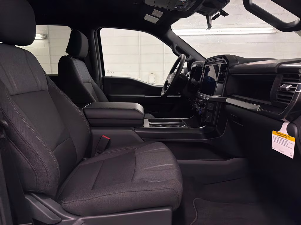 2026 OXFORD WHITE Ford F-150 STX RWD Truck