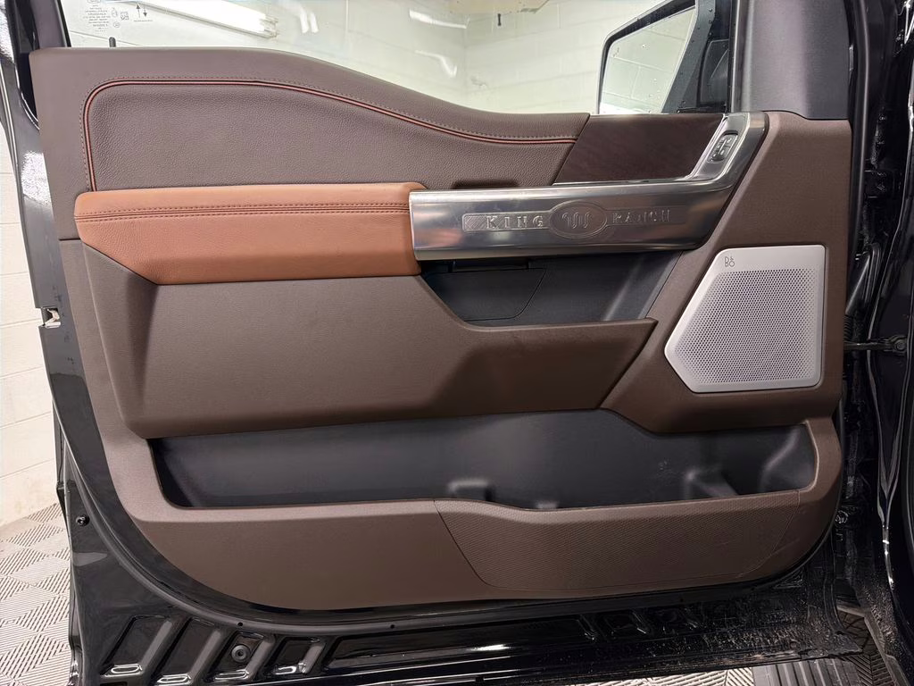 2026 AGATE BLACK Ford F-150 King Ranch 4X4 Truck