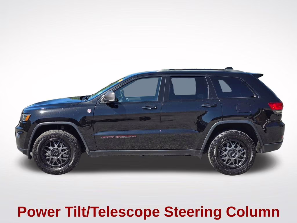 2018 Diamond Black Crystal Pearlcoat Jeep Grand Cherokee Trailhawk 4X4 SUV