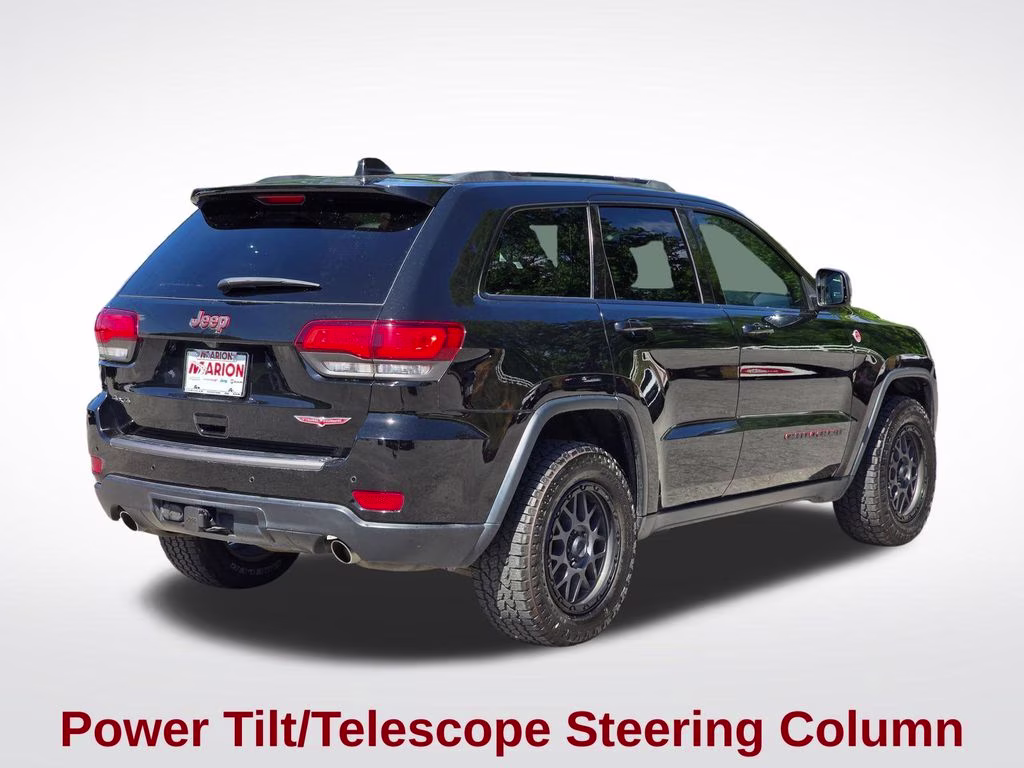 2018 Diamond Black Crystal Pearlcoat Jeep Grand Cherokee Trailhawk 4X4 SUV