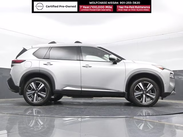 2023 Brilliant Silver Metallic Nissan Rogue Platinum FWD SUV