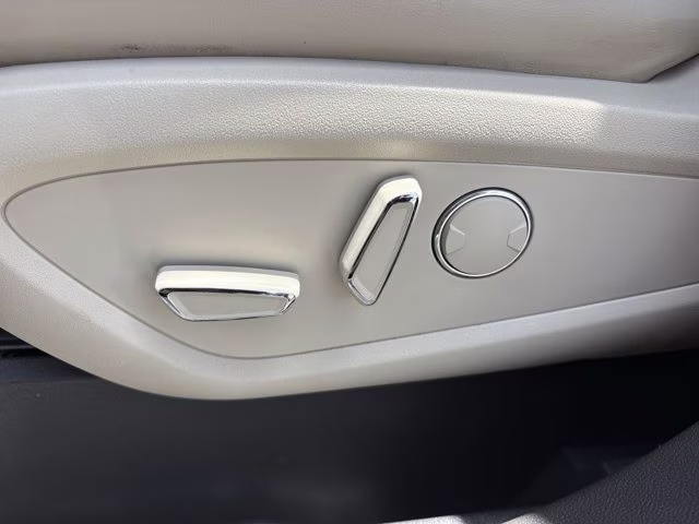 2020 Black Lincoln Nautilus Reserve AWD SUV