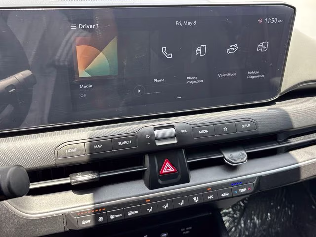 2025 Snow White Pearl Kia K4 LXS FWD Sedan