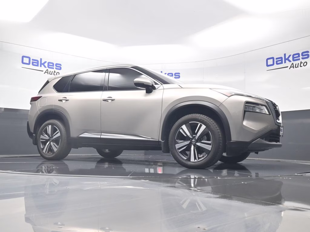 2021 Champagne Silver Metallic Nissan Rogue SL AWD SUV