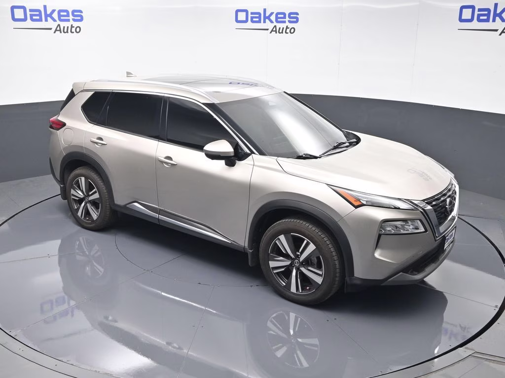 2021 Champagne Silver Metallic Nissan Rogue SL AWD SUV