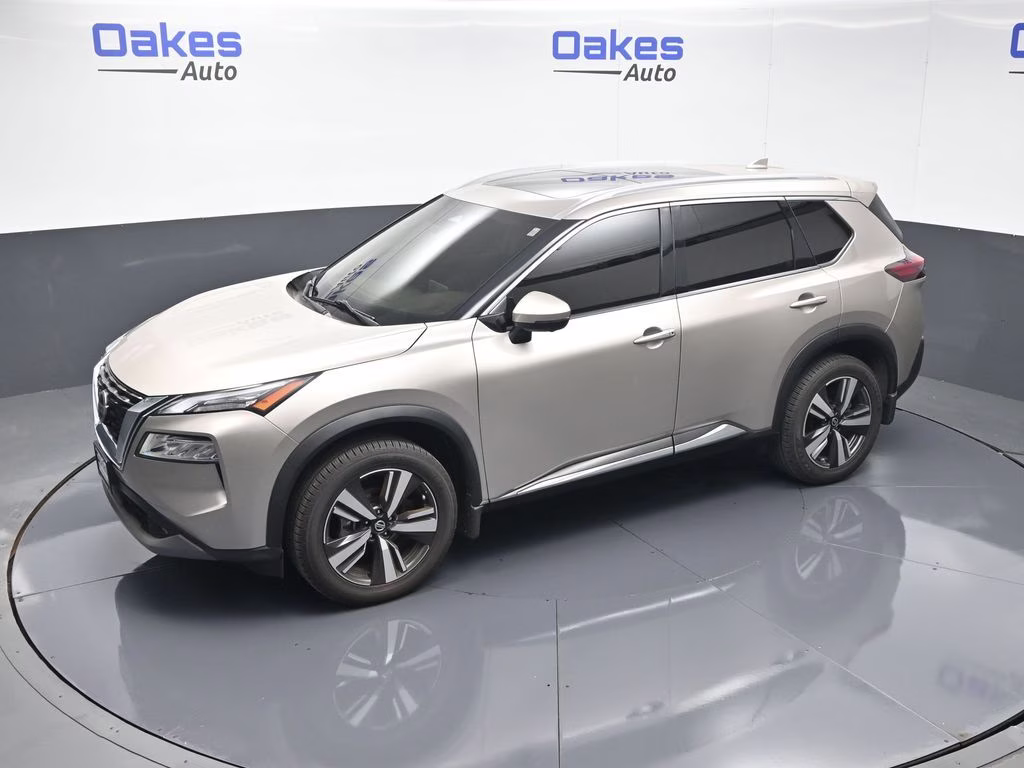 2021 Champagne Silver Metallic Nissan Rogue SL AWD SUV