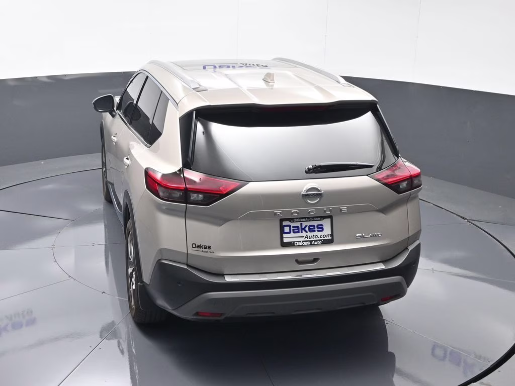 2021 Champagne Silver Metallic Nissan Rogue SL AWD SUV