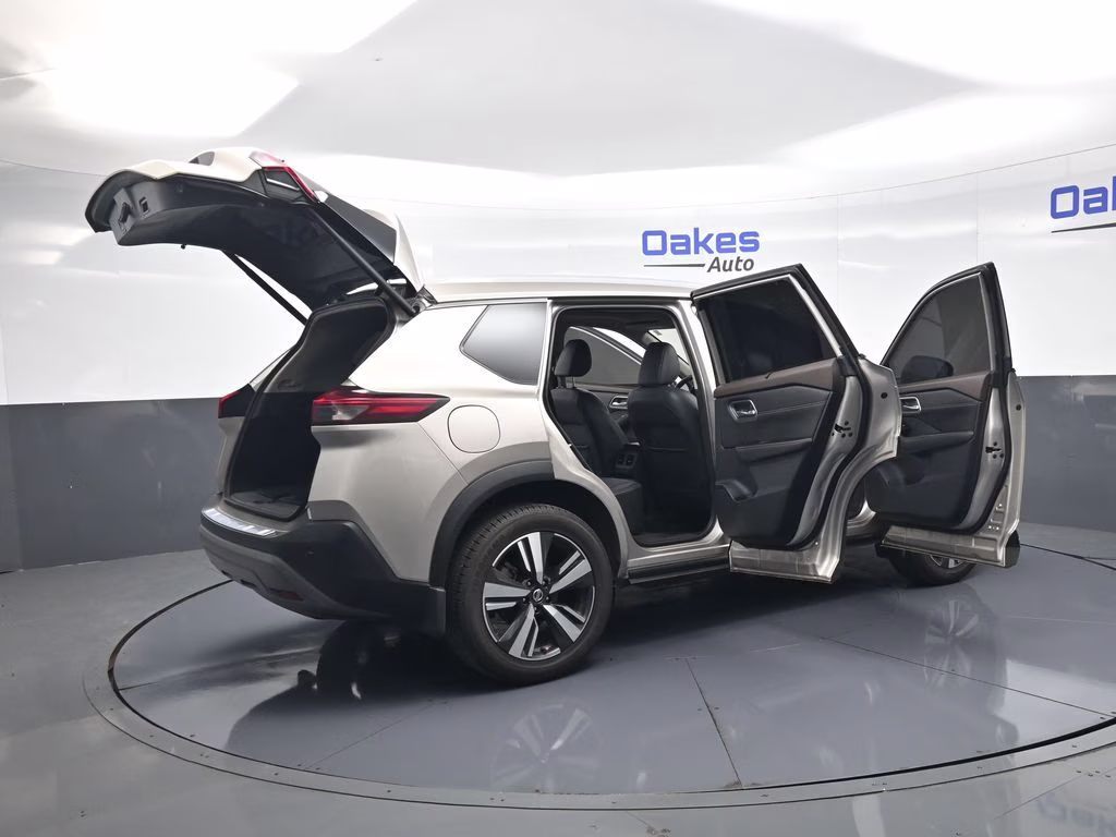 2021 Champagne Silver Metallic Nissan Rogue SL AWD SUV