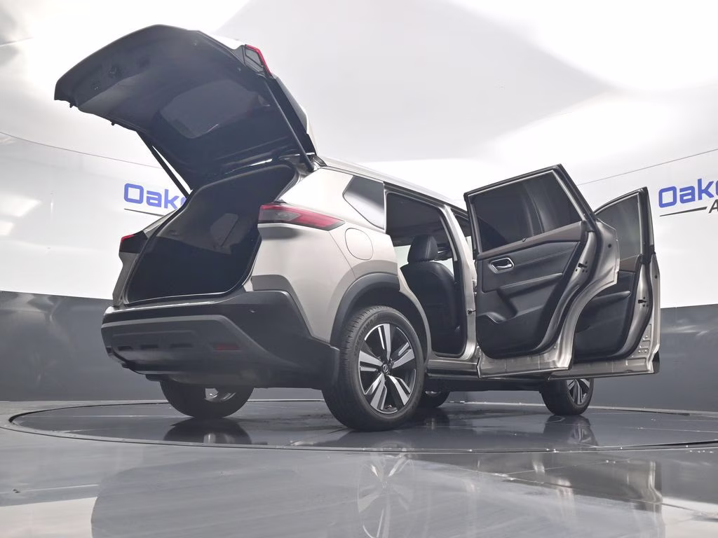 2021 Champagne Silver Metallic Nissan Rogue SL AWD SUV