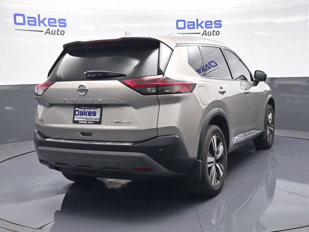2021 Champagne Silver Metallic Nissan Rogue SL AWD SUV