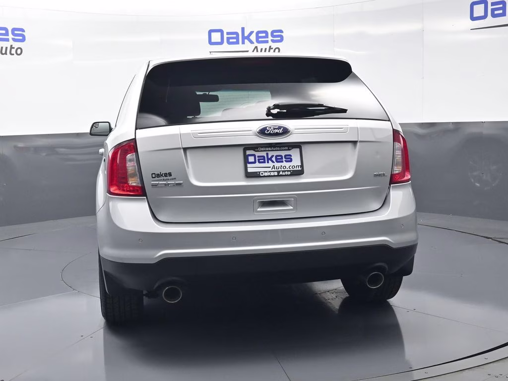 2014 Ingot Silver Ford Edge SEL FWD SUV