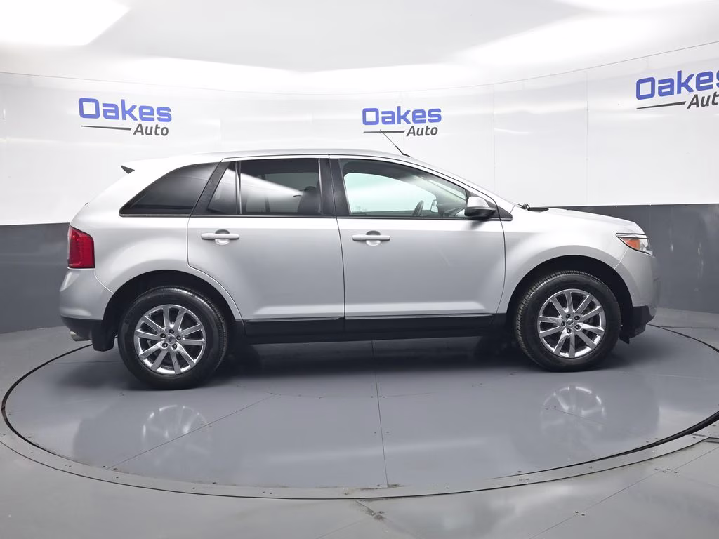 2014 Ingot Silver Ford Edge SEL FWD SUV