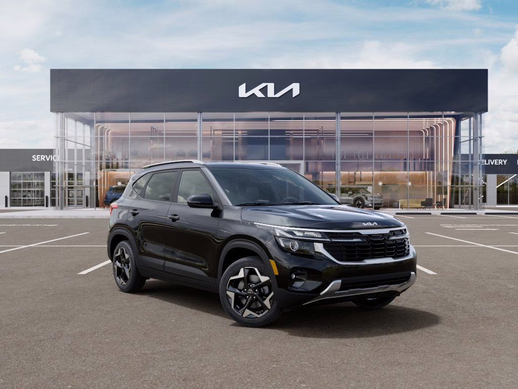 2026 Fusion Black Kia Seltos S AWD SUV